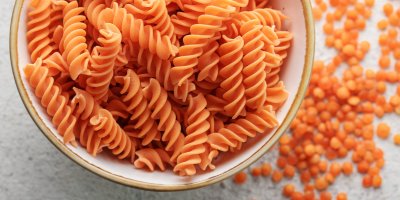 Recette SOPK : Fusilli de Lentille Corail au Veau Haché et Feta - Imane Harmonie